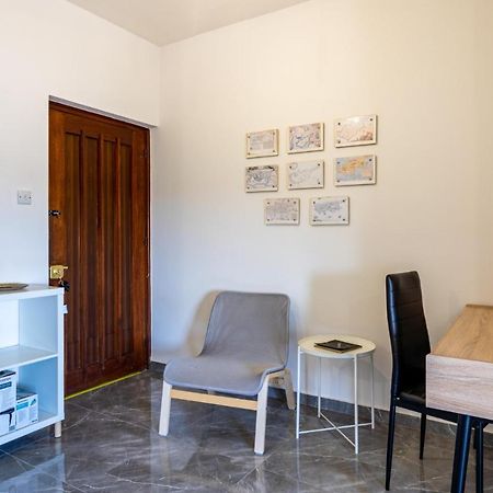 Engomi Apartment Nikosia Bagian luar foto