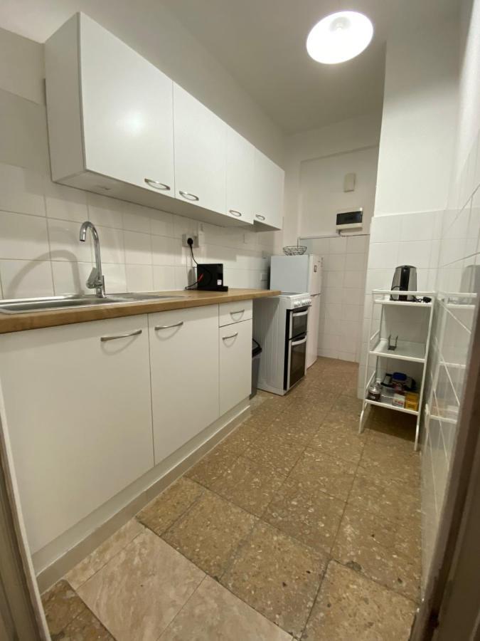 Engomi Apartment Nikosia Bagian luar foto